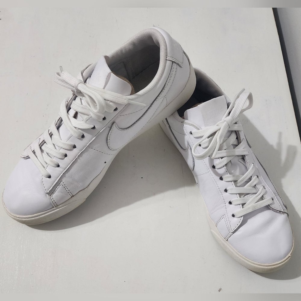 Nike Blazer Low LE Women's Size 8.5